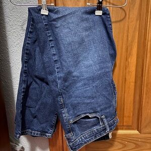 Universal Thread Dark Blue Ankle Jeans